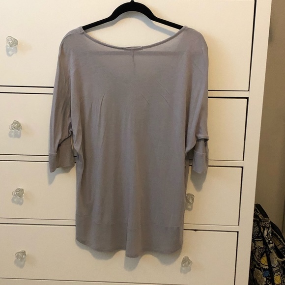 Grey Gap Top - Picture 2 of 2